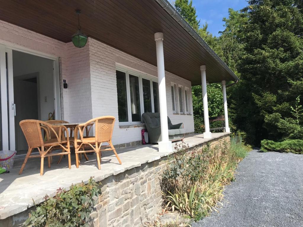 Le Paradis Mosan Waulsort Exterior photo